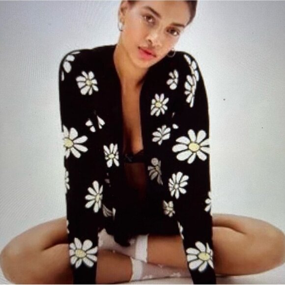 For Love & Lemons Medium Black Daisy Print Sweater Button Oversized Cardigan